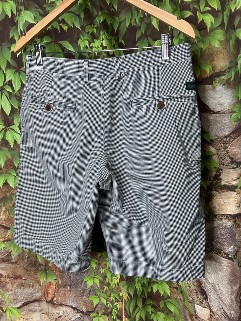 LACOSTE Men's Black and White Gingham Check Preppy Cotton Shorts, 32 - Picture 6 of 9